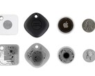 Der kleinste Tracker kommt von Apple. Die AirTags im iFixit-Teardown mit Samsung Galaxy SmartTag und den Tile Mates. (Bild: iFixit, Creative Electron)