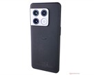 OnePlus spart bei der Hasselblad-Kamera, um den Preis im Vergleich zum agebildeten OnePlus 10 Pro zu senken. (Bild: Notebookcheck)