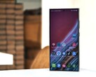 In den ersten Tagen der Verfügbarkeit melden User vielfältige Probleme mit dem Samsung Galaxy S24 Ultra. (Bild: @bencsin, editiert)