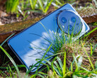 Das Honor Magic 5 Pro ist auf einen neuen Bestpreis von 899 Euro gefallen (Bild: Daniel Schmidt)