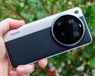 Das Xiaomi 15 Ultra ist ab sofort auch in Deutschland erhältlich. (Bildquelle: Notebookcheck)